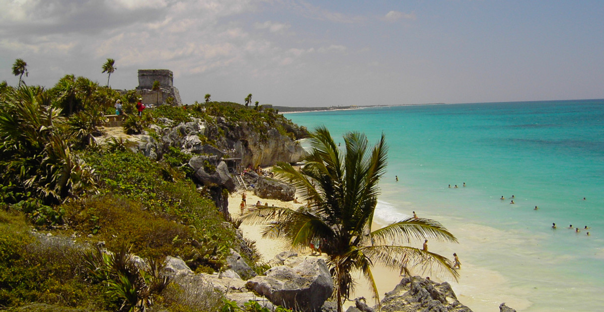 Cenote Azul