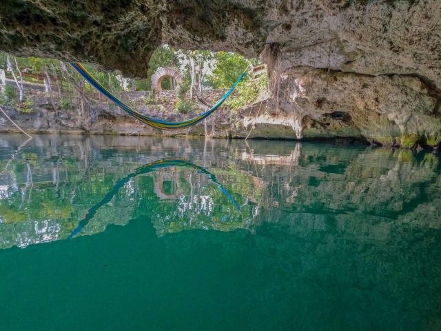 Cenote Popol Vuh