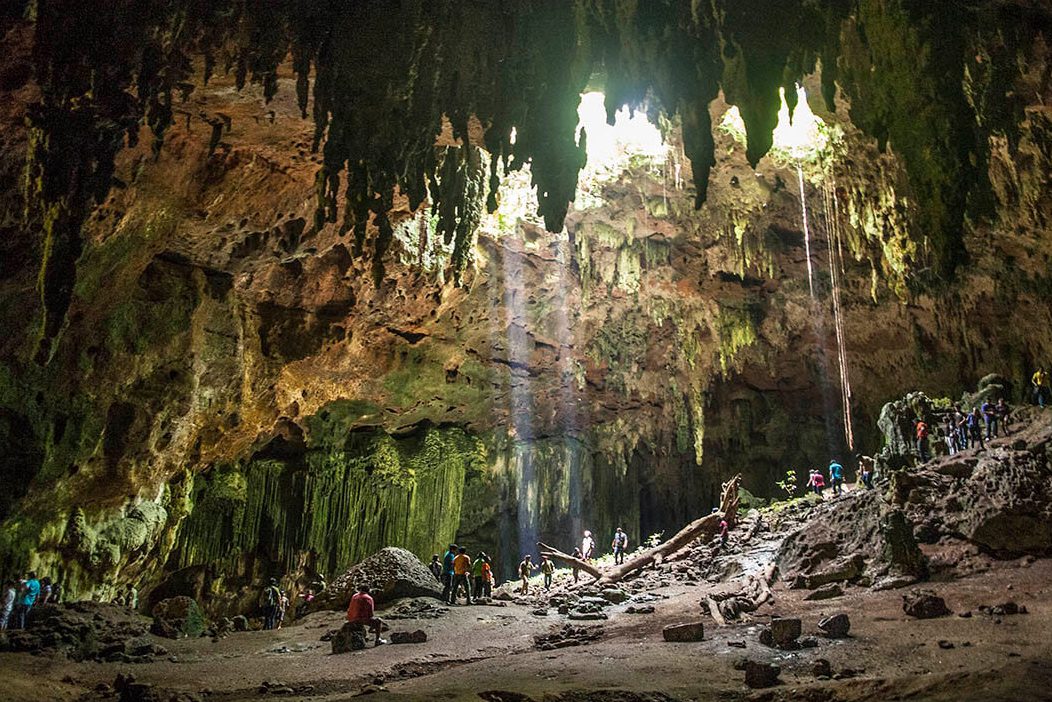 Grutas De Xtacumbilxunaán