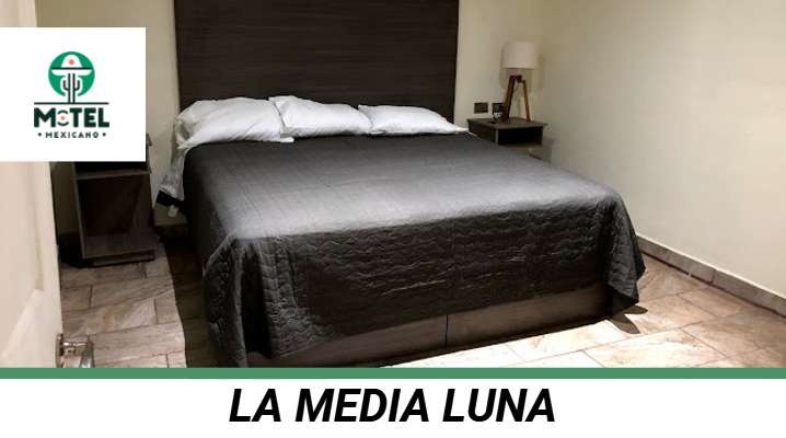 Hotel Media Luna