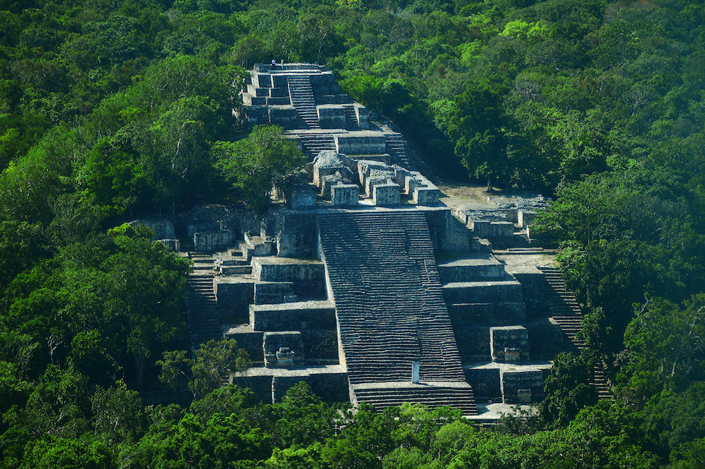 Sitios Arqueológicos En Campeche