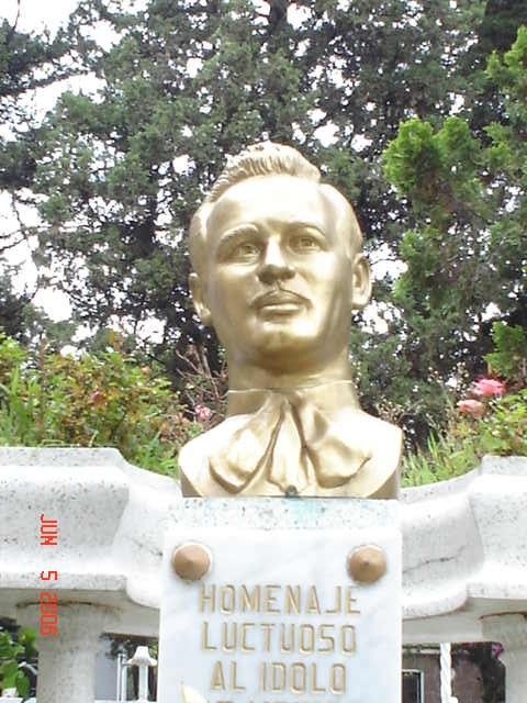 Monumento A Pedro Infante