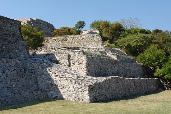 Zona Arqueológica De Xochicalco