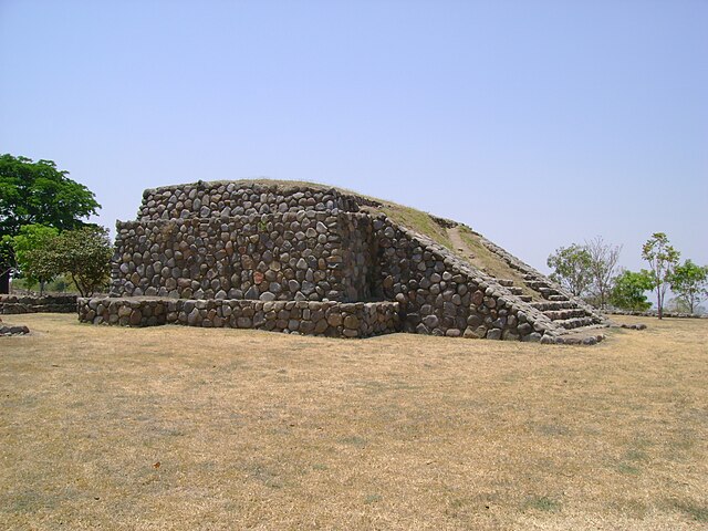 Zona Arqueológica El Chanal